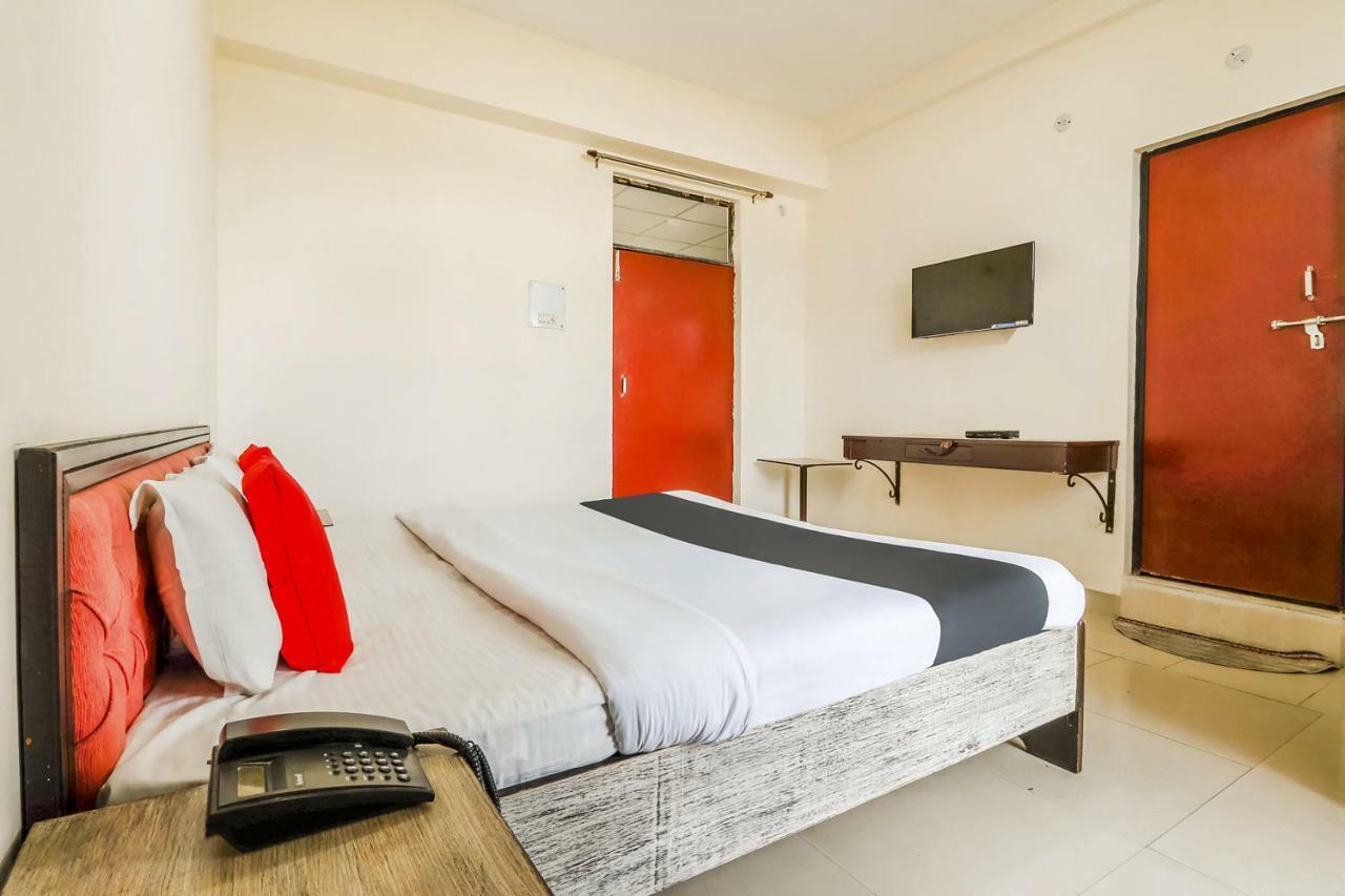 Hotel Capital O 60233 Brij Ki Rasoi Deluxe Lucknow Exterior foto
