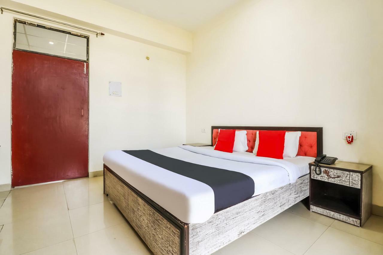 Hotel Capital O 60233 Brij Ki Rasoi Deluxe Lucknow Exterior foto
