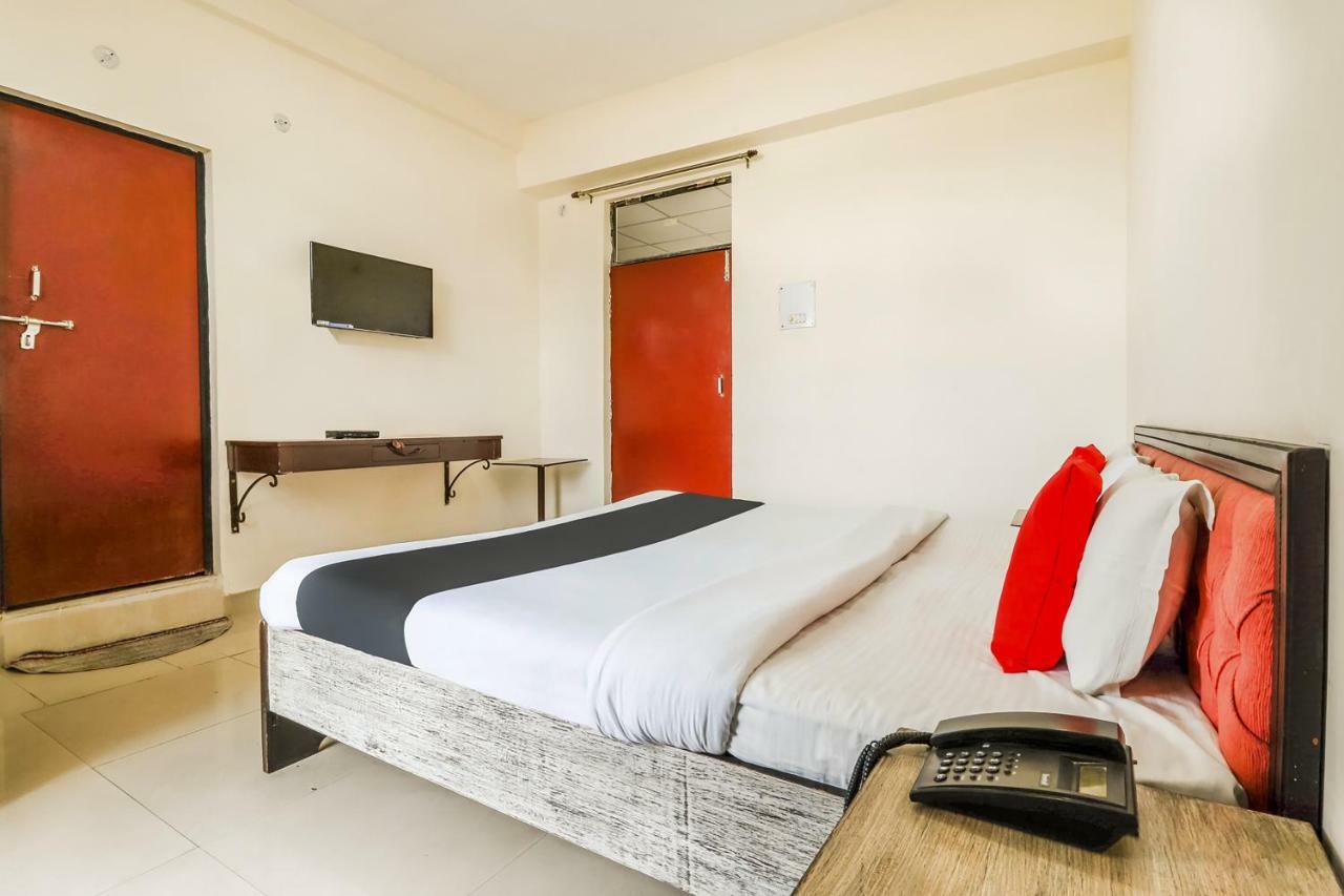 Hotel Capital O 60233 Brij Ki Rasoi Deluxe Lucknow Exterior foto